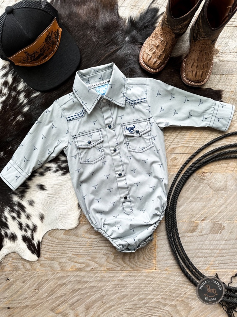 Cowboy Hardware Infant Longhorn Print Button-Down Onesie - Light Gray